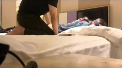 真实偷情这骚女太骚了淫语挑逗