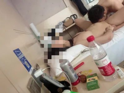 单男给老婆口舒服了